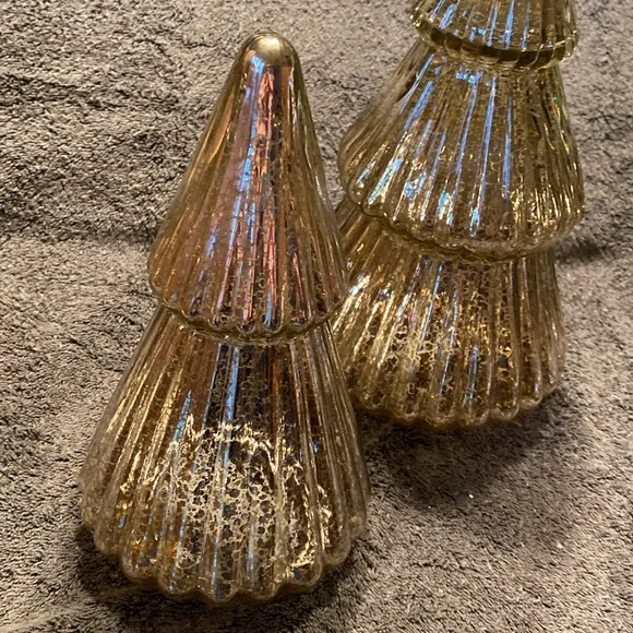 EUC 3 Glass Lighted Christmas Trees - Picture 8 of 16